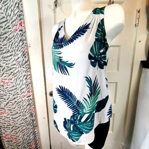 Palm & Monstera Tropical Foliage Print Top ** EUC **